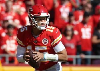 TNF Week 7 Betting Picks - Kansas City Chiefs at Denver Broncos