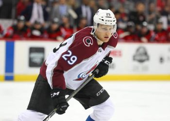 NHL First-Round Playoffs | Odds, Stats, and Picks for 8/17/20