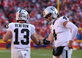 Monday Night Football Picks, Odds, & Lines for Raiders at Browns