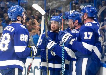 NHL Picks Today 12/28/21 - Lightning Looking for Easy Win vs Canadiens